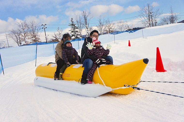 Super exciting Banana Boat ride over snow！